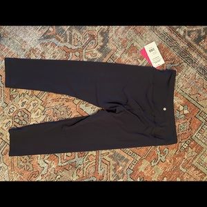 Yogalicious Navy ankle leggings Large